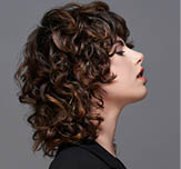 Das Foto darf nur im Zusammenhang mit der Berichterstattung zu John Paul Mitchell Systems verwendet werden. Nutzungszeitraum: 01.10.2022-30.09.2025  Worldwide Trade, POP, Editorial, PR, Web (Includes JPMS social media outlets, JPMS Distributor, Salons and Schools websites and blog posts), Digital Advertising (can appear anywhere online, consumer facing), Digital Advertising (can appear anywhere online, consumer facing) as well as Educational/Training videos and a sizzle reel. No Consumer. No packaging.  Direkt am Bild angeben: Paul Mitchell® | Photographer: Mario Naegler  Optional: Photos: Mario Naegler Stylist: Daniel Birke Hair Assistant: Andy Grimm Make-up: Alona Heymann