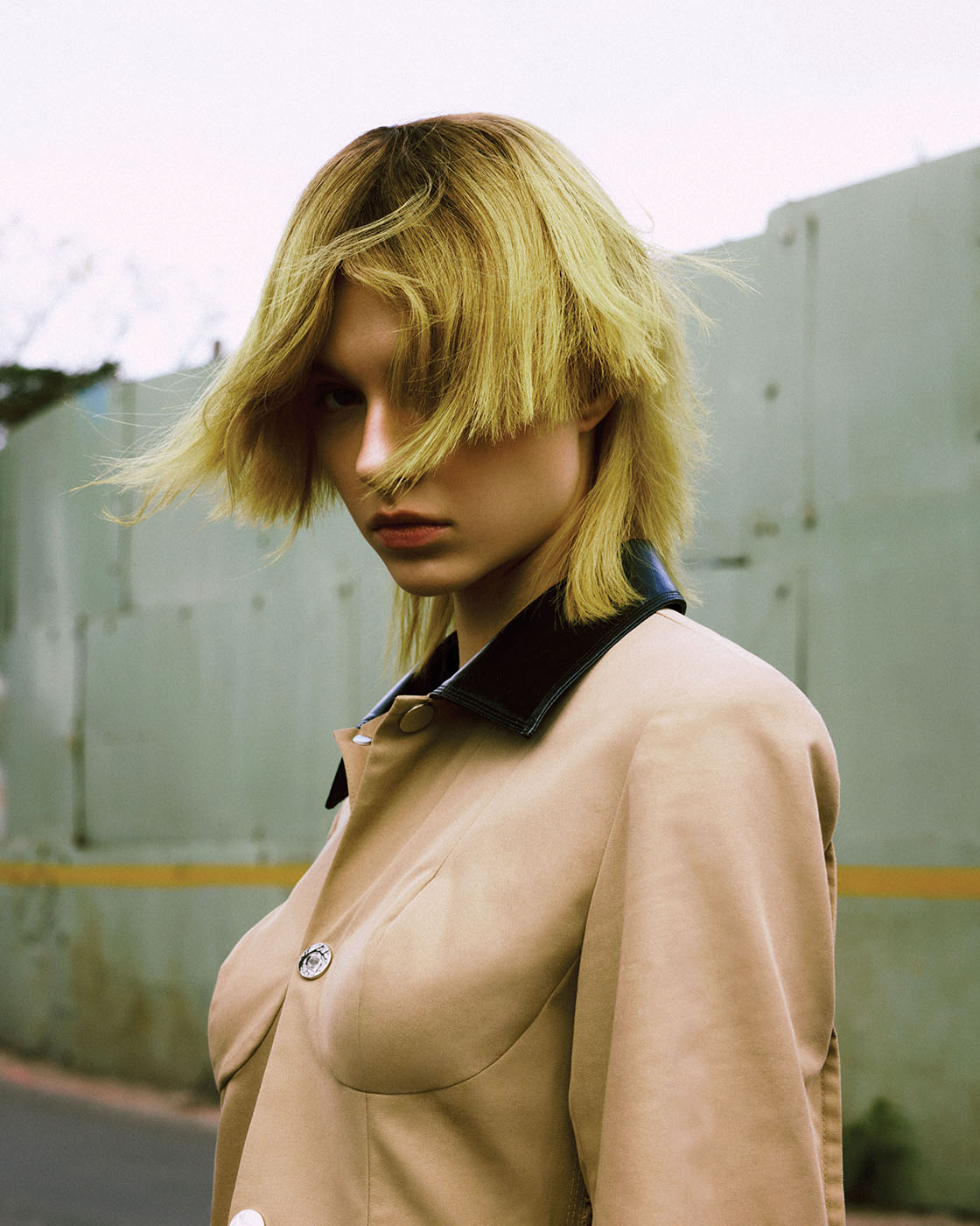 FY24 Aveda x Masa Honda Color Collection Light Shadow Color Shape Building Elements of City Temperature of People Emotion of the Moment Shape of the Light, Finding the Shadow, Color of where I am where there is light, there is shadow. light is always around us, and so as shadow. where we spend everyday life is surrounded by buildings. brightly lightening up the city even at night. walking around the city as we are catching various kind of lights, so as various shapes of shadow. where we feel breeze from the ocean creates various colour as the time goes by, in a day, as the sun moves, in thousands of years, it can be seen in geological layers. Location: Taiwan